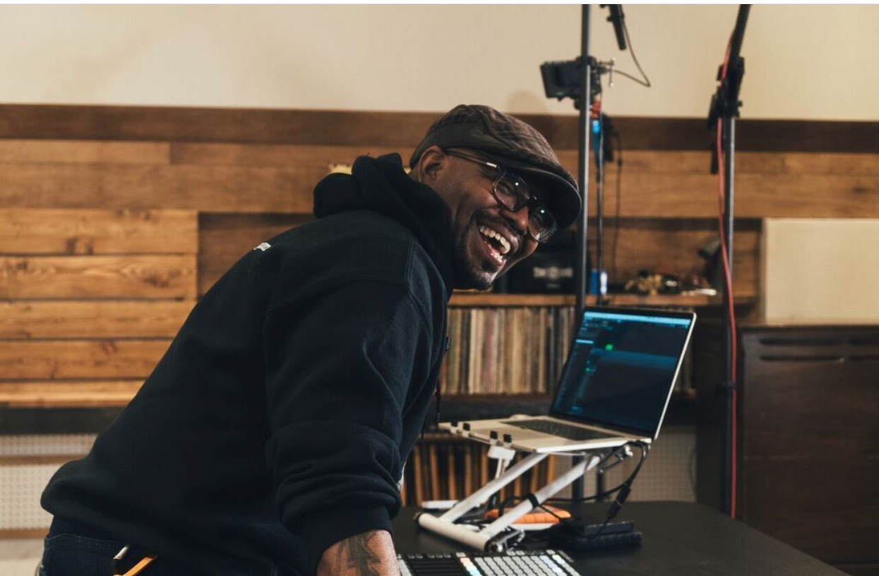 Shareef Tek Islam producing music in the studio
